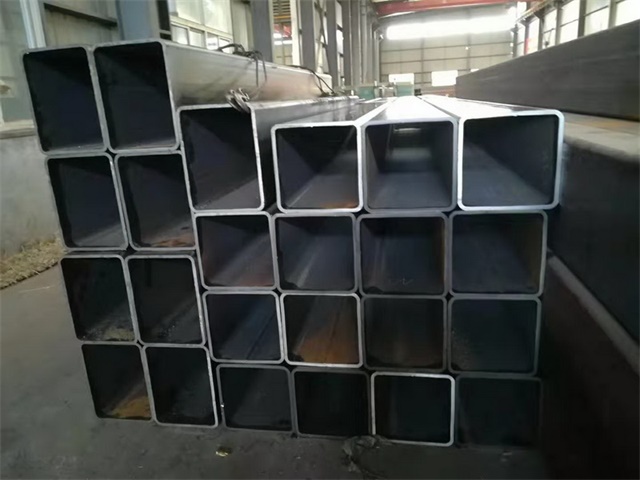 富裕Q355B方管折弯